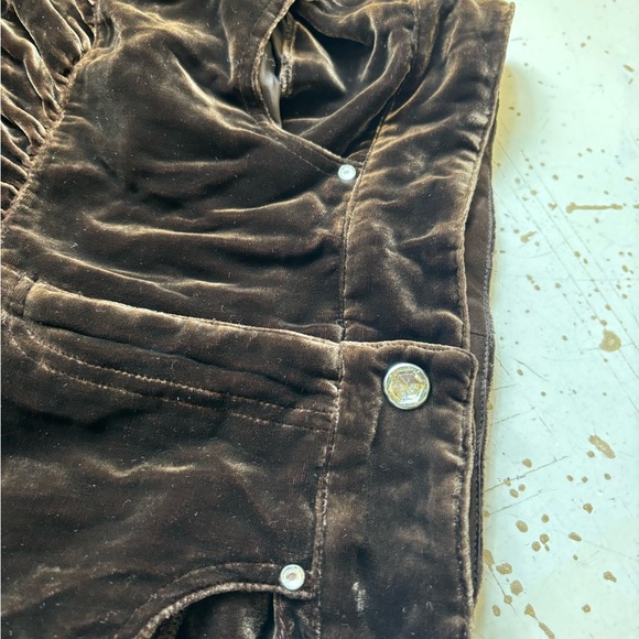 Brown velour mini skirt - Picture 5 of 6